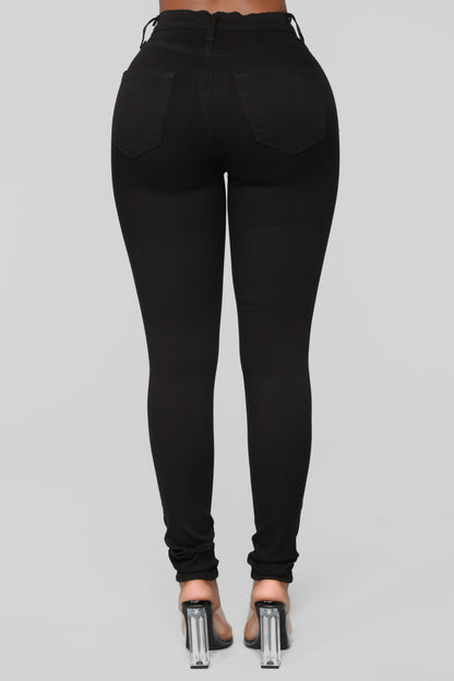 Skinny Jeans mit schmaler Taille - Schwarz